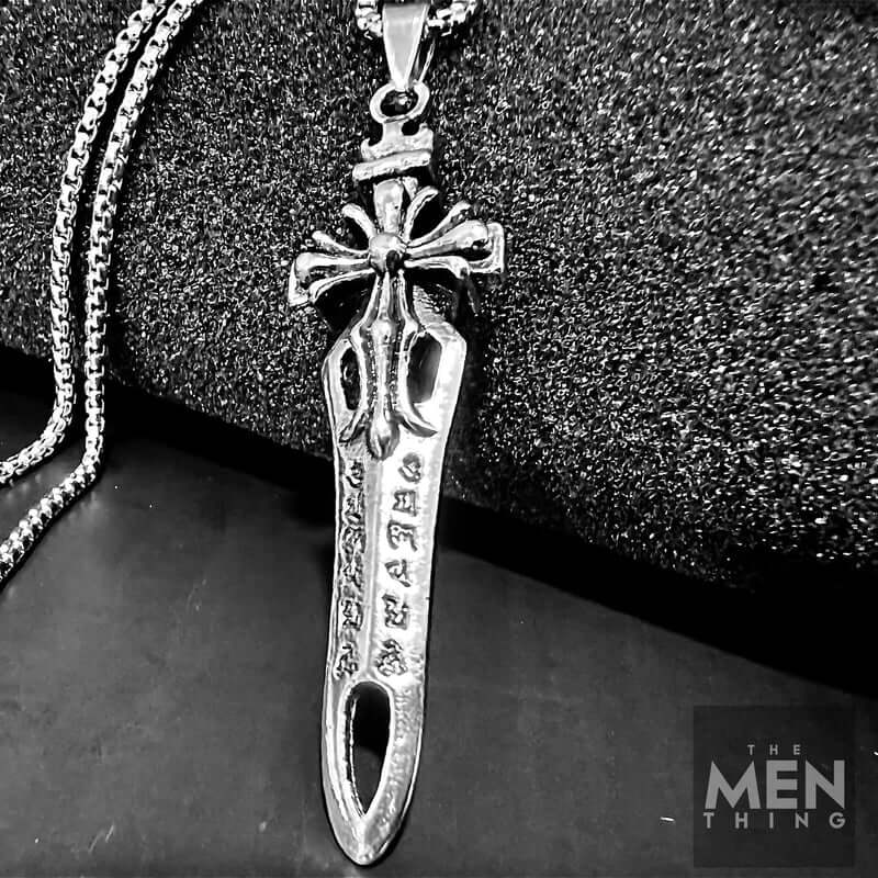 KINGS SWORD - Alloy Pendant with Stainless Steel 24inch Round Box Chain, American trending Style for Men & Boy - THE MEN THING