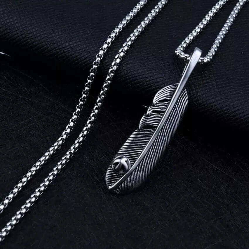 LUSH - Alloy Pendant with Pure Stainless Steel 24inch Chain for Men, American trending Style - Round Box Chain for Men & Boy - THE MEN THING