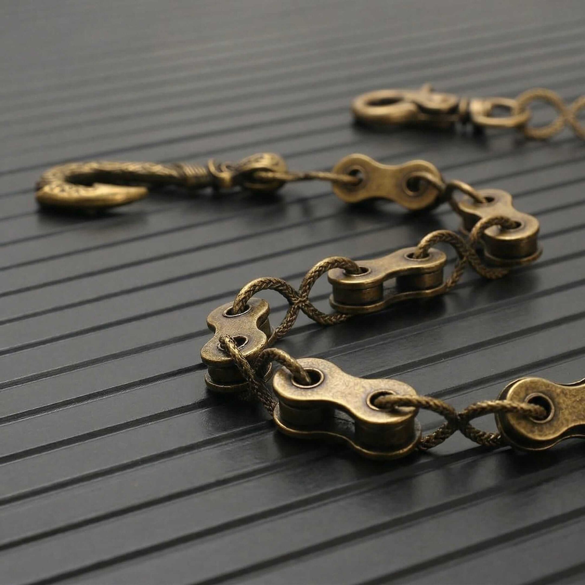 MECHLINK - Antique Gold 12mm Titanium Steel Skull Heavy Biker Chain for Jeans with Lobster Clasps for Men & Boys - 20 inch - THE MEN THING