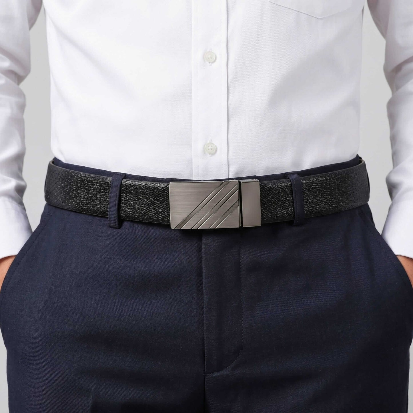 Mens 100% Genuine Leather Belt - DIAGONOX Smooth Auto Plate (Black & Brown Reversible) — Leather Belts for Men | THE MEN THING