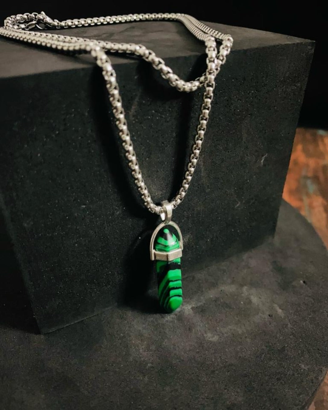 The Men Thing Malachite Spike Point With Pure Stainless Steel 24Inch Chain For Men American Trending
