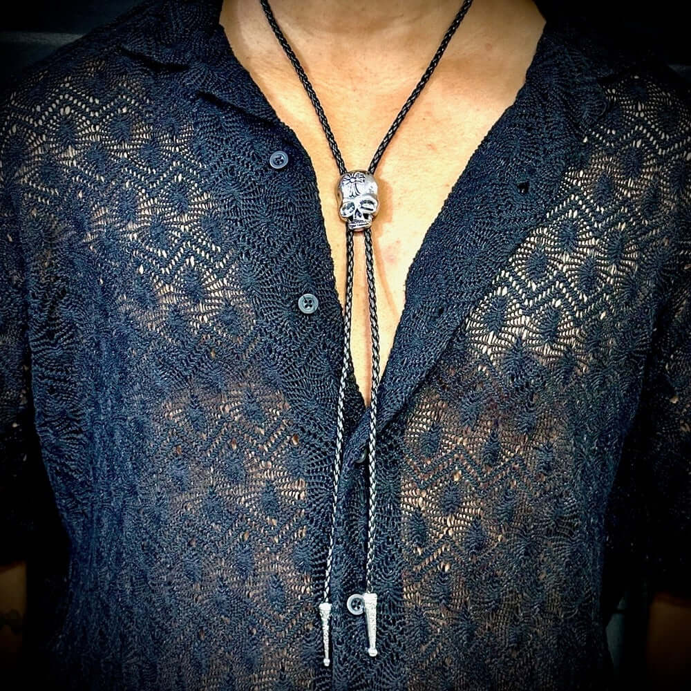 ROGER SKULL - Retro Alloy Pendant Bolo Tie | Adjustable Genuine Leather Cowboy Necktie Necklace for Men & Boys - THE MEN THING