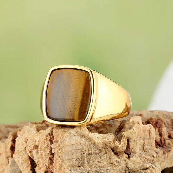 Royal Series - AMBERSTONE CREST RING - Pure Stainless Steel Men’s Gold-Plated Ring – Statement Luxury Jewelry (Size : 16-21-26)