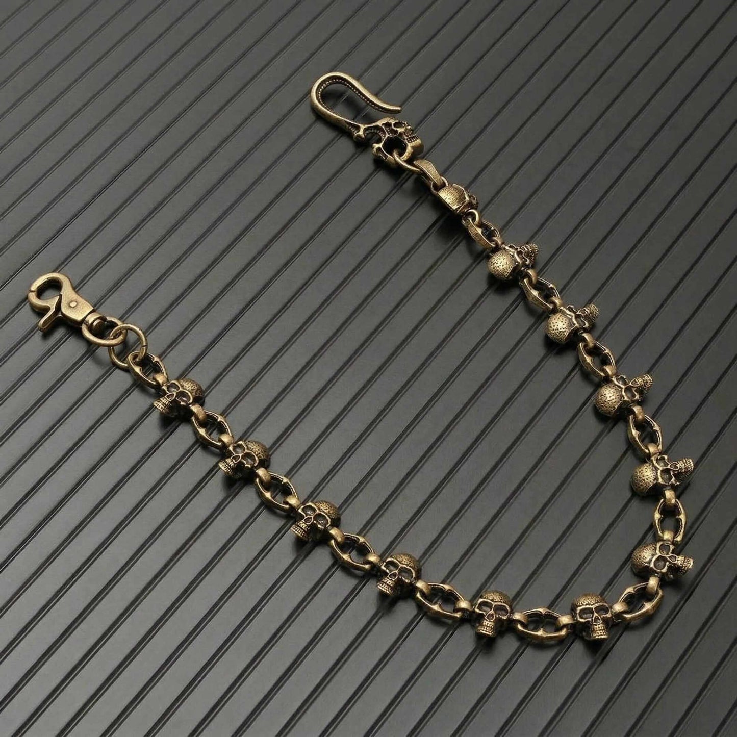 SKULL FORGE - Antique Gold 23mm Titanium Steel Skull Heavy Biker Chain for Jeans with Lobster Clasps for Men & Boys - 20 inch - THE MEN THING