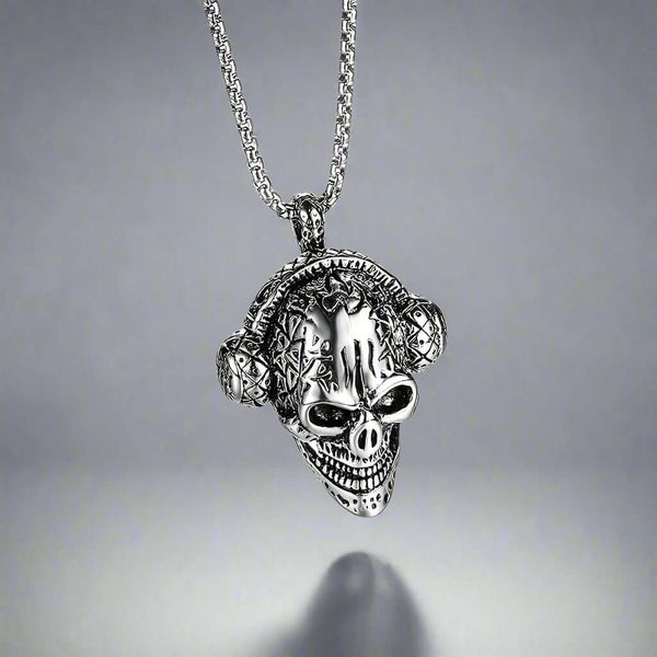 SKULLBEAT - Alloy  Pendant with Pure Stainless Steel 24inch Chain for Men, American trending Style - Round Box Chain