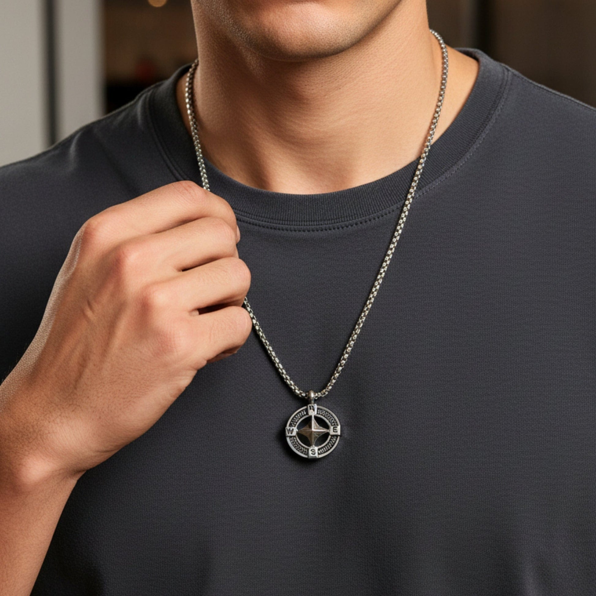 STAR COMPASS - 19mm Titanium Steel Pendant with 20inch Round Box 3mm Chain for Men & Boys - THE MEN THING