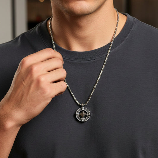 STAR COMPASS - 19mm Titanium Steel Pendant with 20inch Round Box 3mm Chain for Men & Boys - THE MEN THING