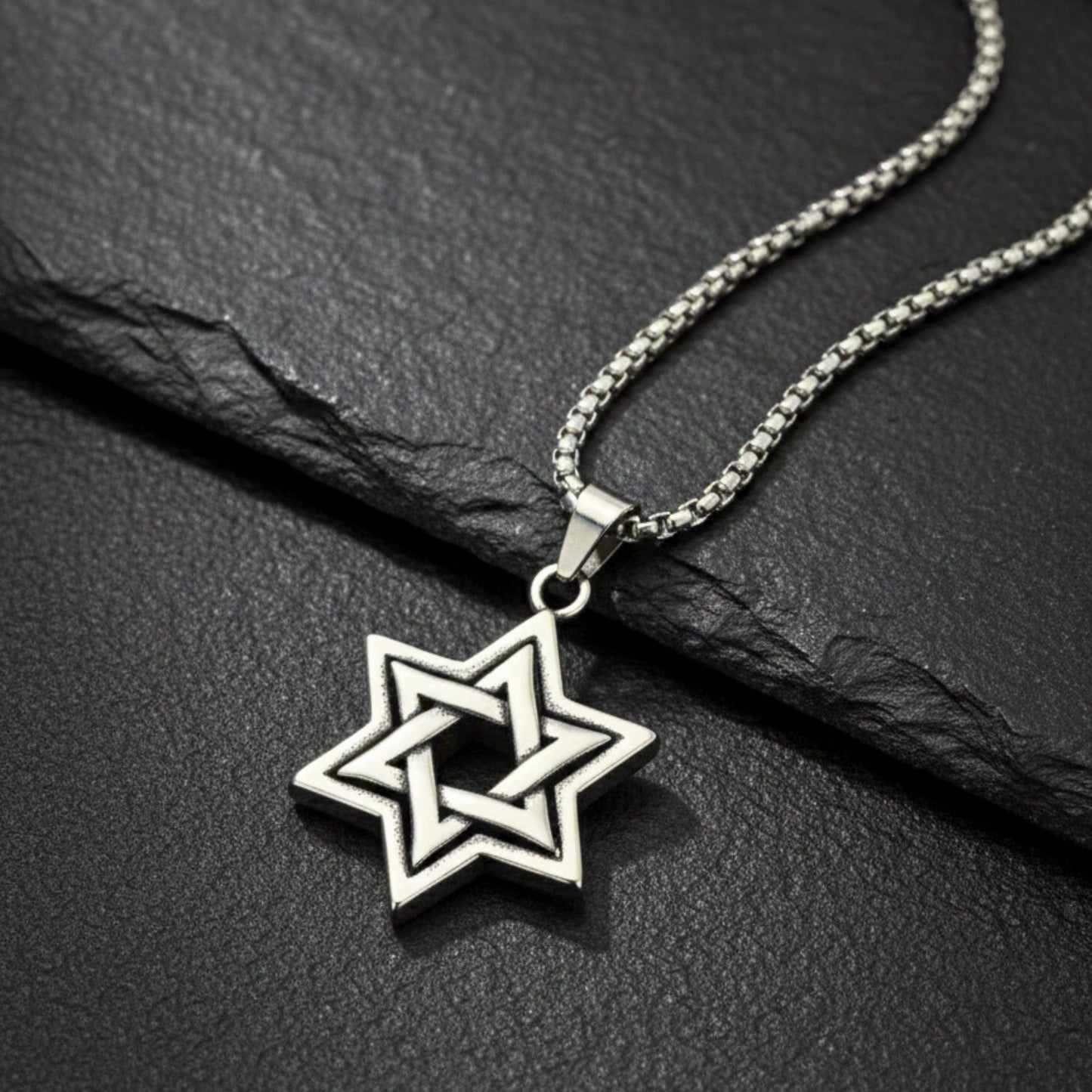 STAR LATTICE - 34mm Titanium Steel Pendant with 24inch Round Box 5mm Chain for Men & Boys - THE MEN THING