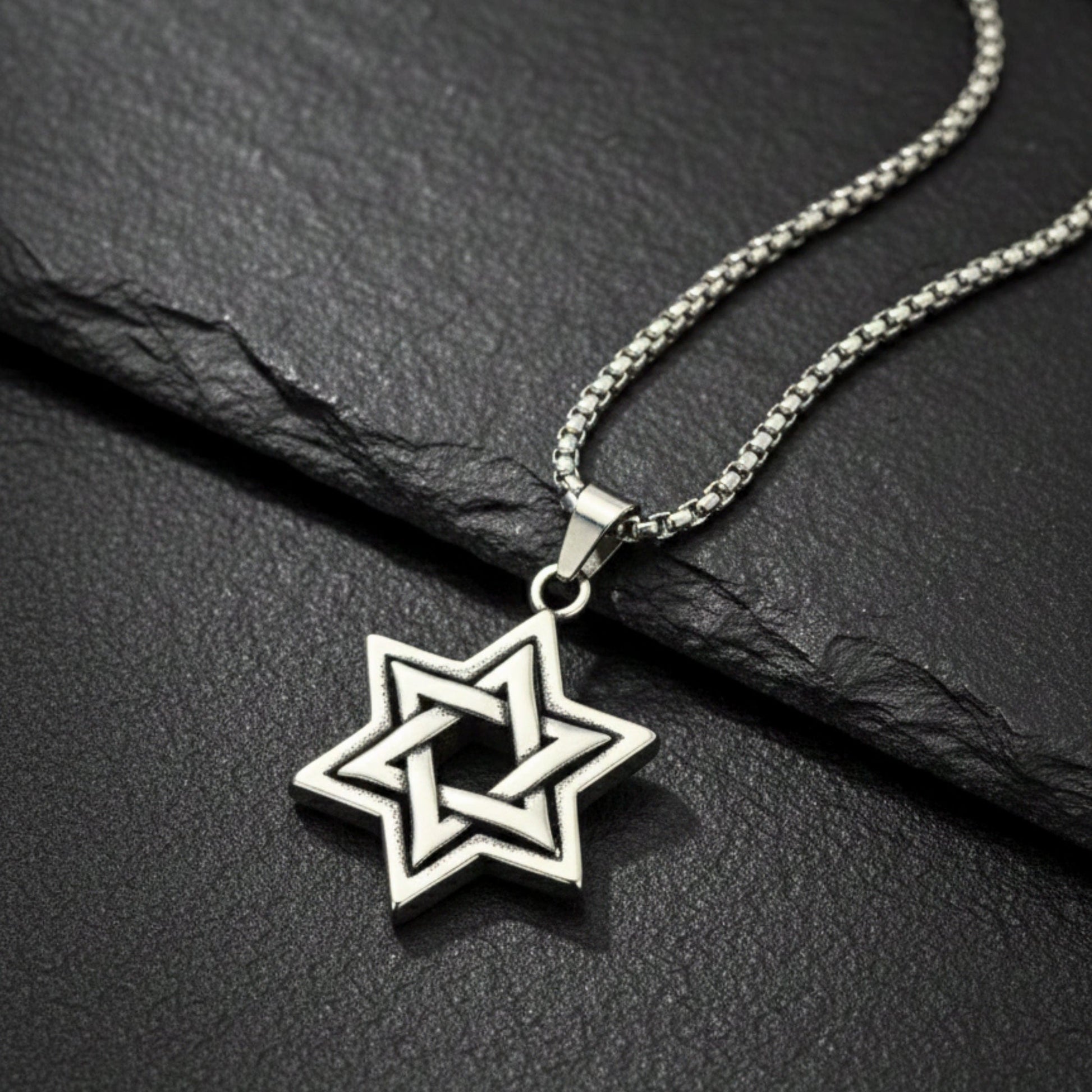 STAR LATTICE - 34mm Titanium Steel Pendant with 24inch Round Box 5mm Chain for Men & Boys - THE MEN THING