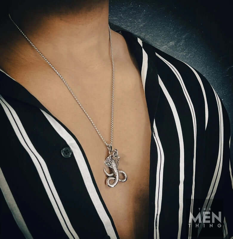 THE KING, THE COBRA - Alloy Snake Pendant with Pure Stainless Steel  24inch Round Box Chain, European trending Style  for Men & Boy - THE MEN THING