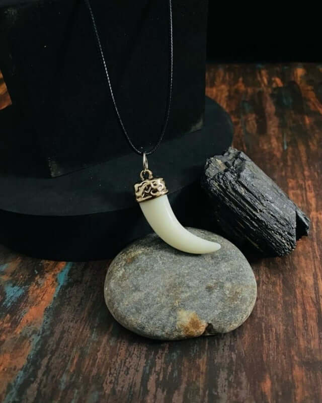 THE MEN THING Necklace for Men - Gold Ivory Dangle Pendant Necklace Black Lobster Claw Adjustable Necklace for Men and Boys. — Leather Necklace for Men | THE MEN THING