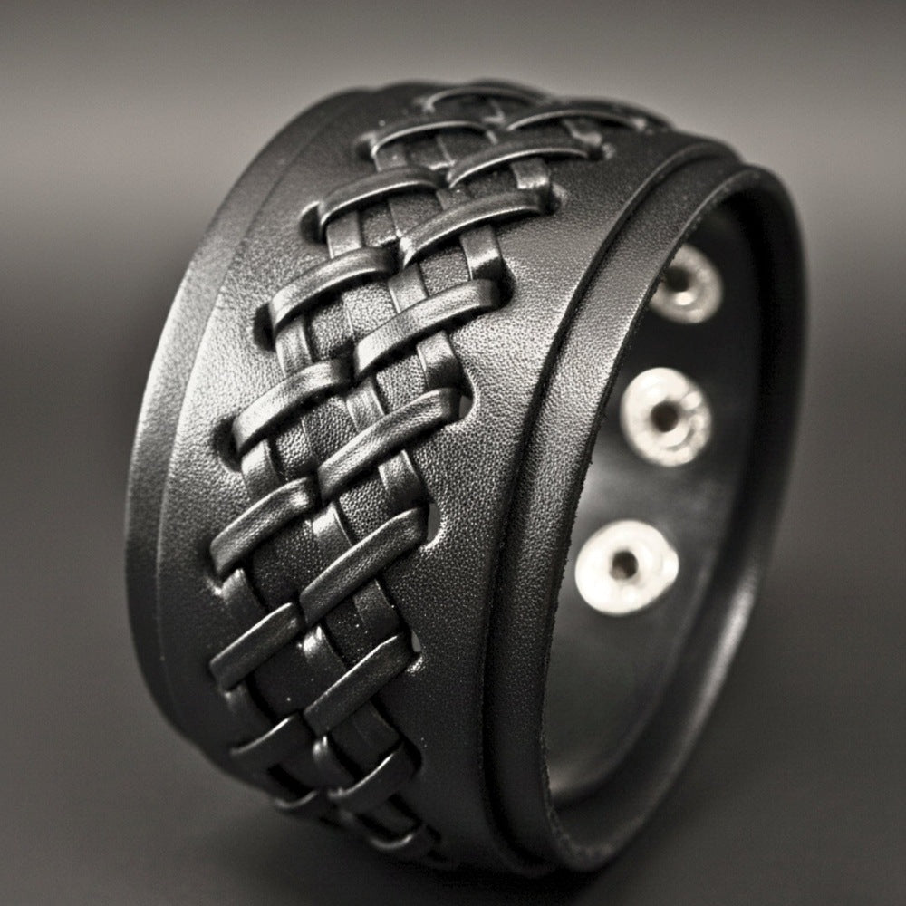 TWIST ARMOR - 45mm Black Genuine Leather Adjustable Bracelet for Men & Boys (7-7.8-8.4 inch) - THE MEN THING