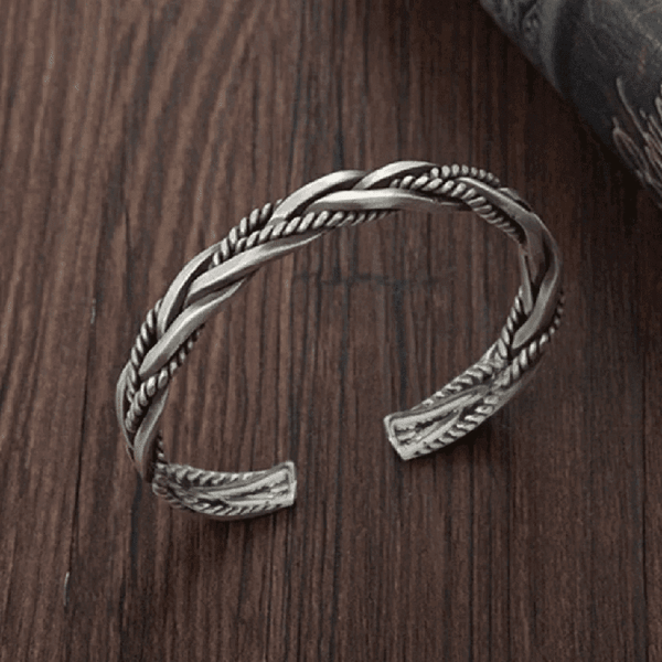 TWISTED TEXTURE - Open Bangle  Bracelet (Adjustable) - Elegant look - 5mm copper for Men & Boys