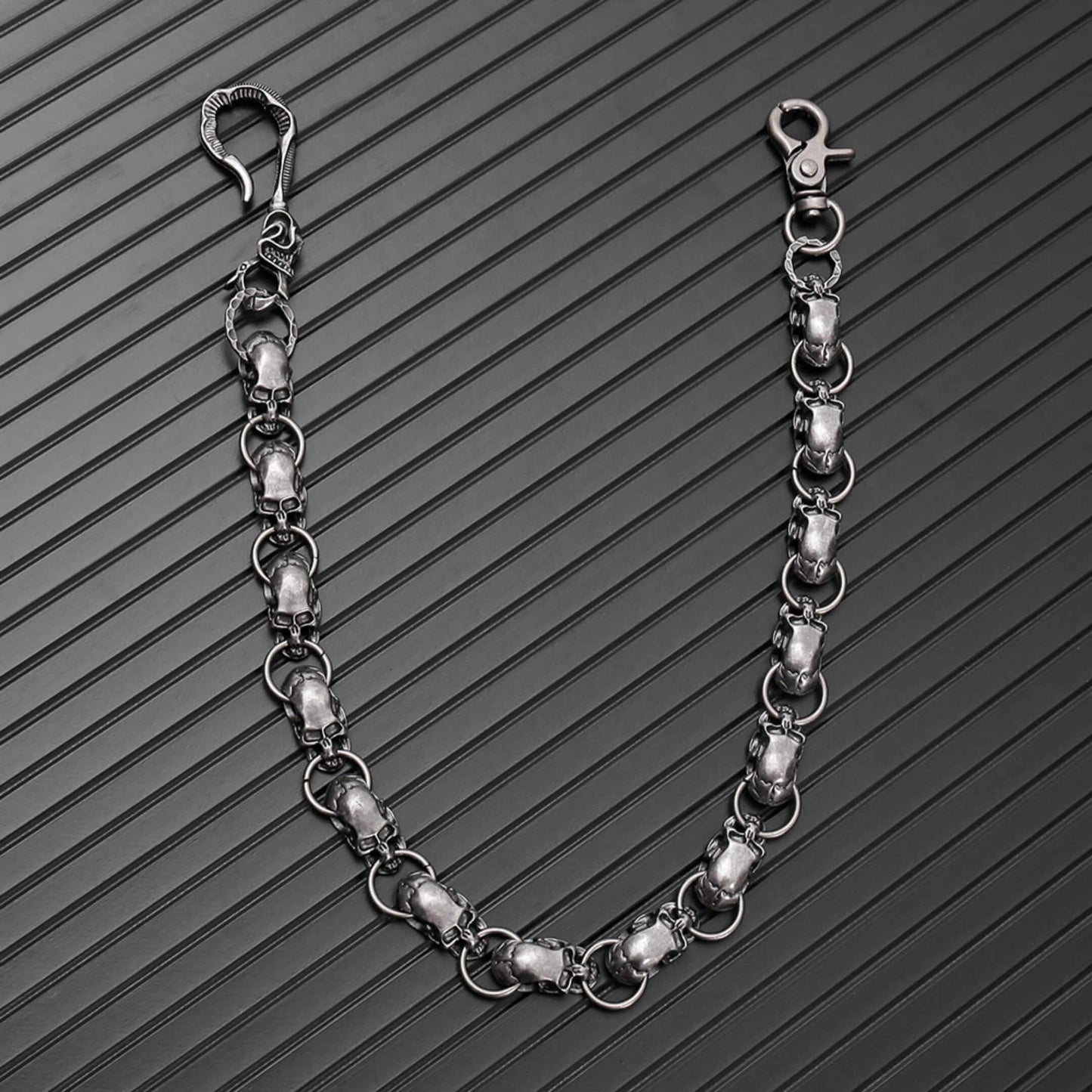 VANTOR SKULL - Antique Steel 14mm Titanium Steel Skull Heavy Biker Chain for Jeans with Lobster Clasps for Men & Boys - 22 inch — Biker Fashion for Men | THE MEN THING