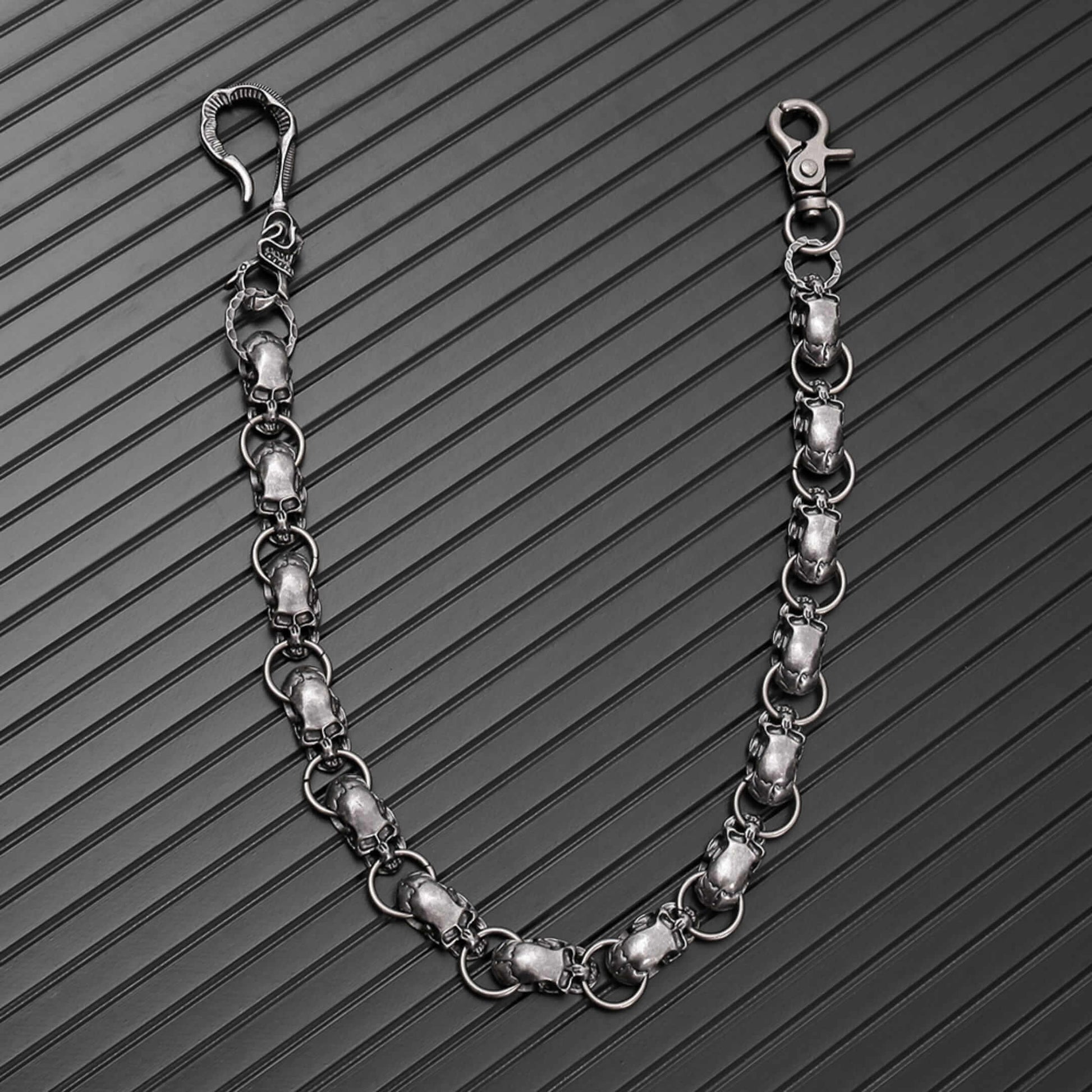 VANTOR SKULL - Antique Steel 14mm Titanium Steel Skull Heavy Biker Chain for Jeans with Lobster Clasps for Men & Boys - 22 inch — Biker Fashion for Men | THE MEN THING
