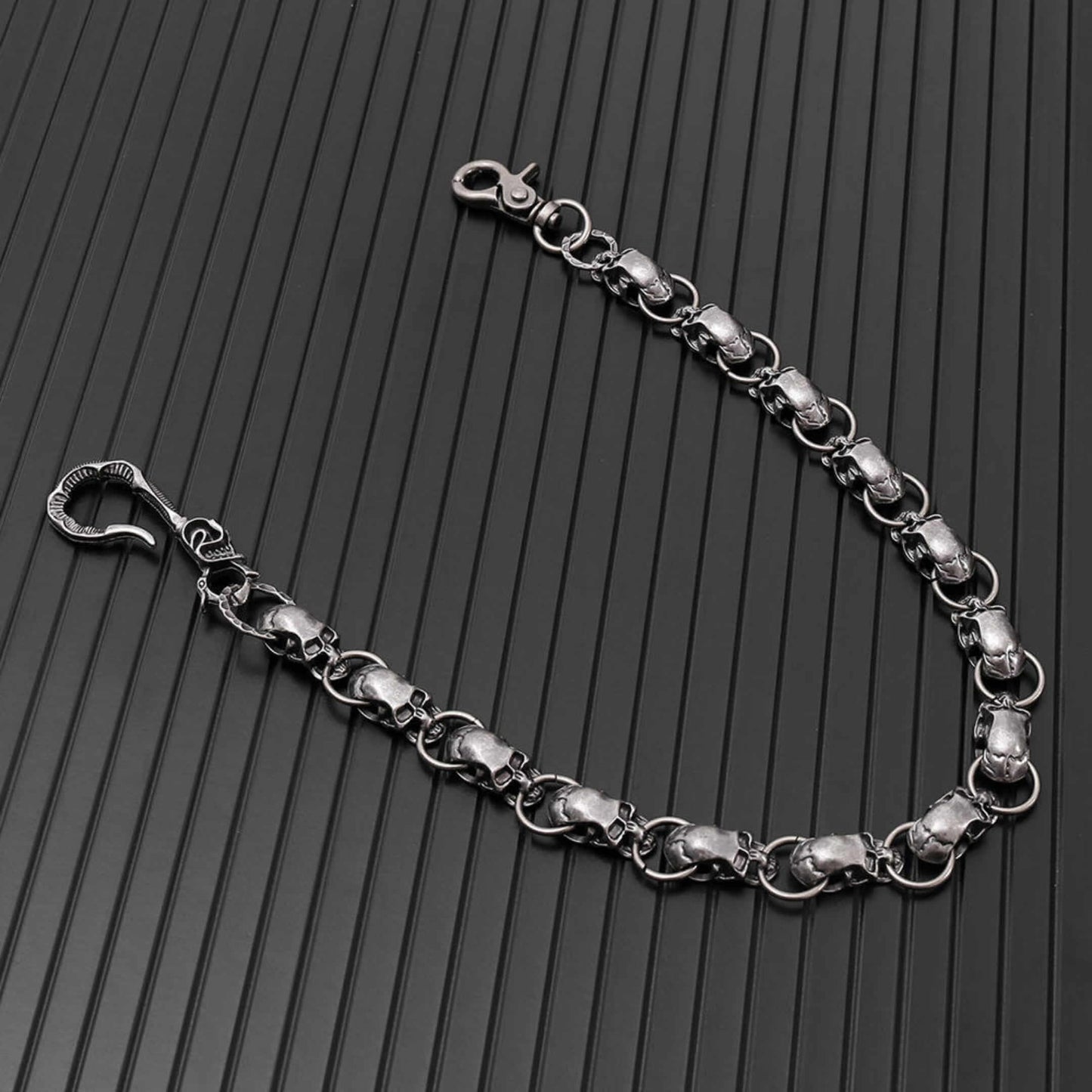 VANTOR SKULL - Antique Steel 14mm Titanium Steel Skull Heavy Biker Chain for Jeans with Lobster Clasps for Men & Boys - 22 inch — Biker Fashion for Men | THE MEN THING