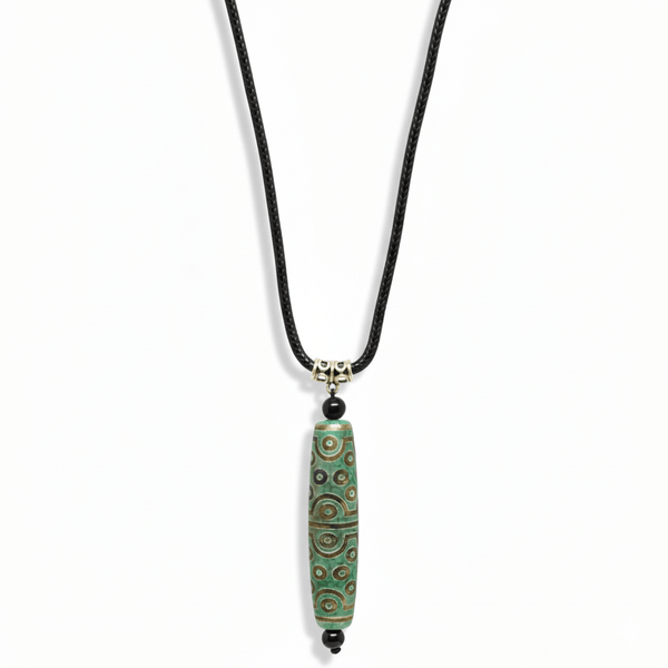 Verdant Guardian – 3-Inch Natural Crystal Pendant with 28-Inch Leather Rope for Men & Boys
