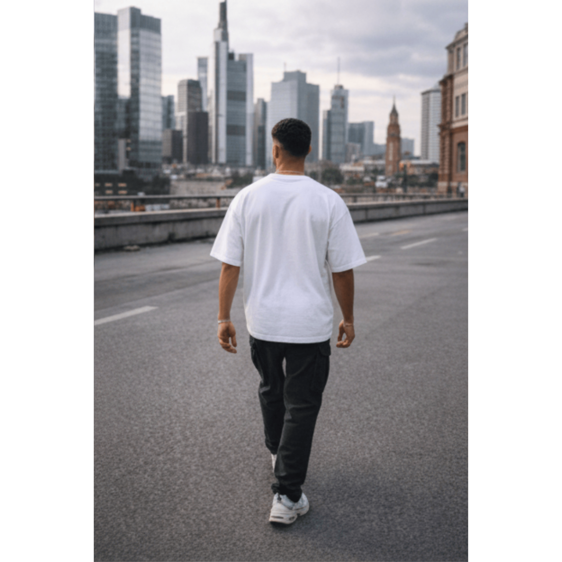 WHATEVER Oversized T-Shirt - White - THE MEN THING