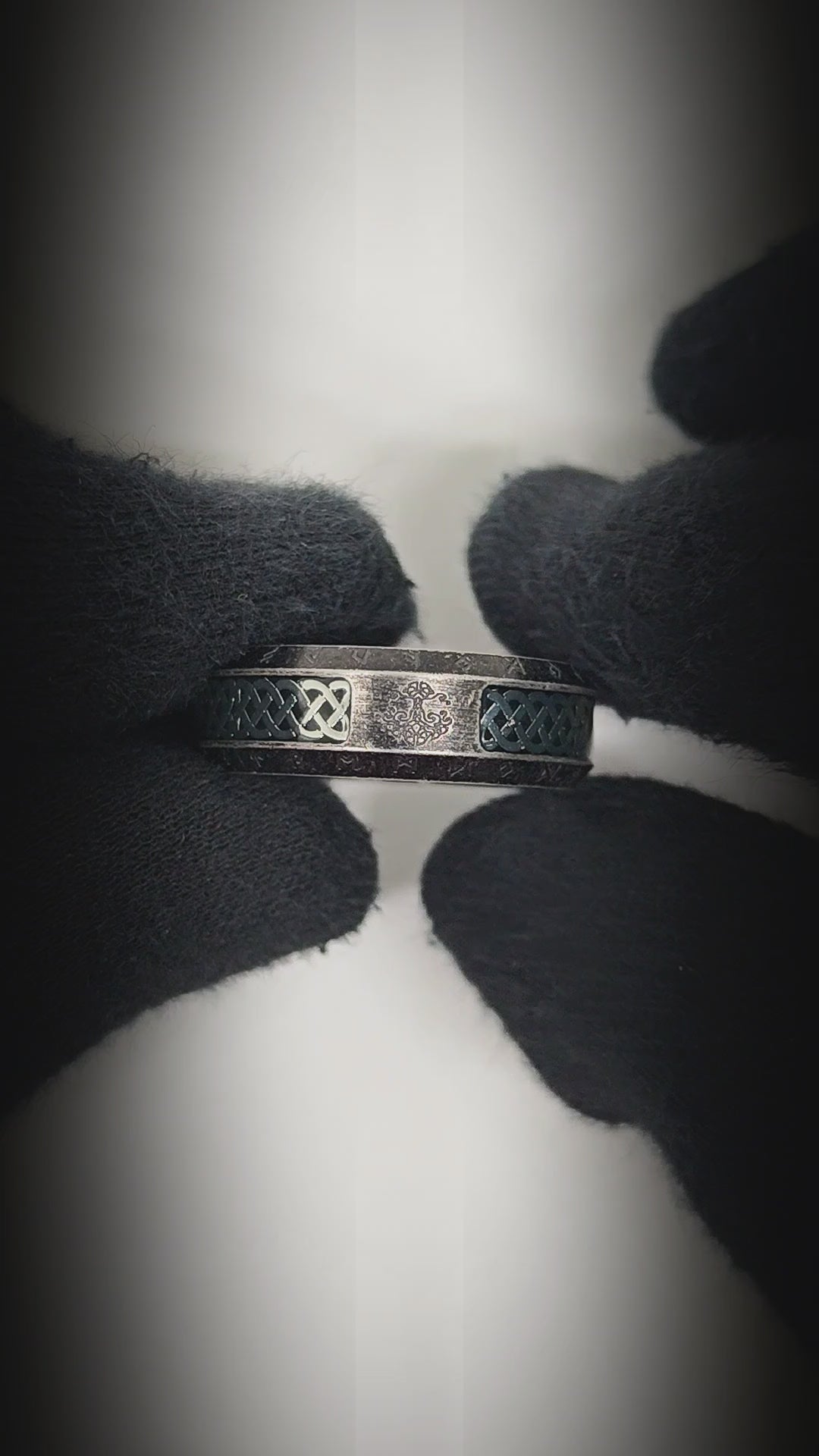 AUREX RUNE - Oxidized Black - Pure Stainless Steel Men’s Black - Plated Ring (Size : 17-22-26) — Rings for Men | THE MEN THING