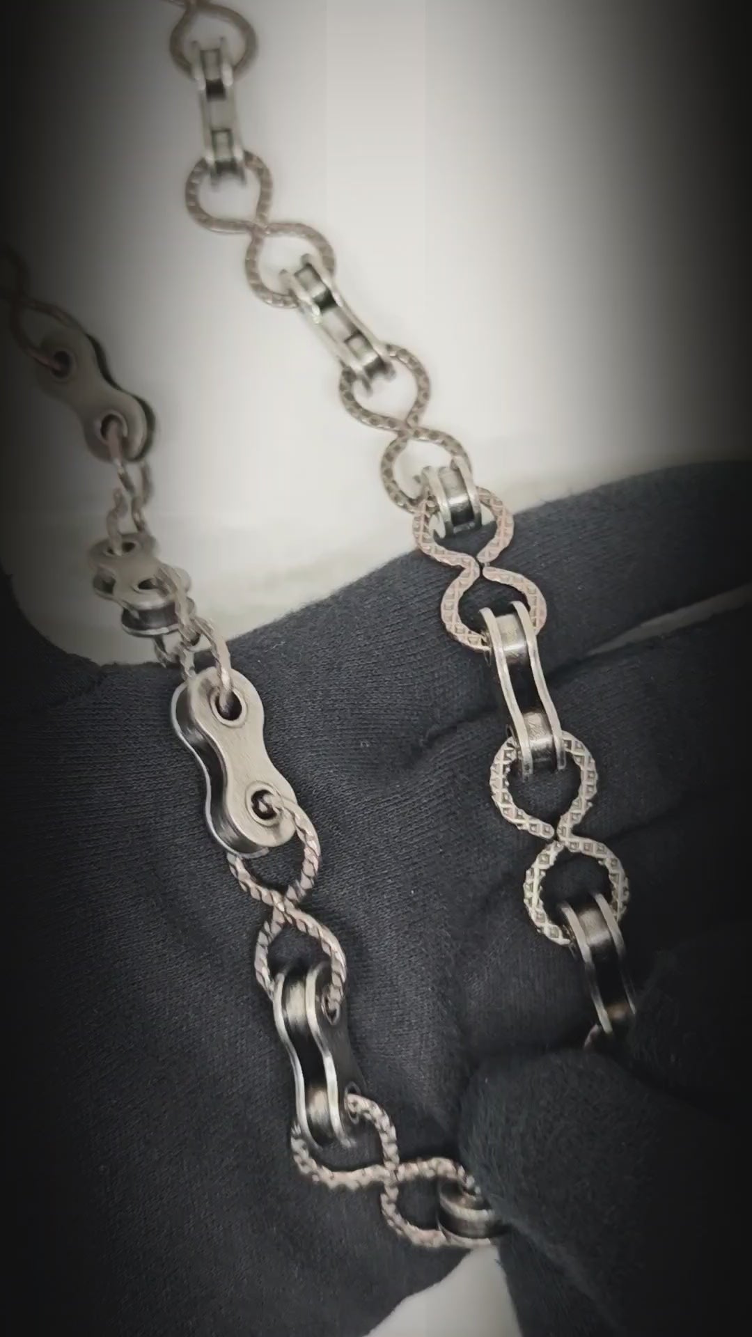 MECHLINK - Antique Steel 12mm Titanium Steel Heavy Biker Chain for Jeans with Lobster Clasps for Men & Boys - 20 inch — Biker Fashion for Men | THE MEN THING