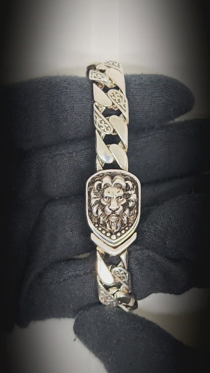 LION EMBLEM - 9mm Stainless Steel, 8.6 inch Hook Box Clasp Bracelet for Men & Boys