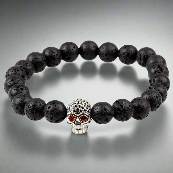 लावा खोपड़ी चांदी टोन - प्राकृतिक ज्वालामुखी पत्थर के साथ मोती कंगन - 7 इंच खिंचाव कंगन