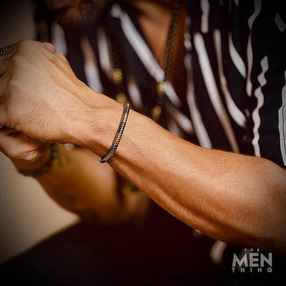 THE MEN THING Bead Bracelet SLEEK ITALY - Gold & Silver Tone - Steel Bead Bracelet - Stretch Bracelet (8inch)