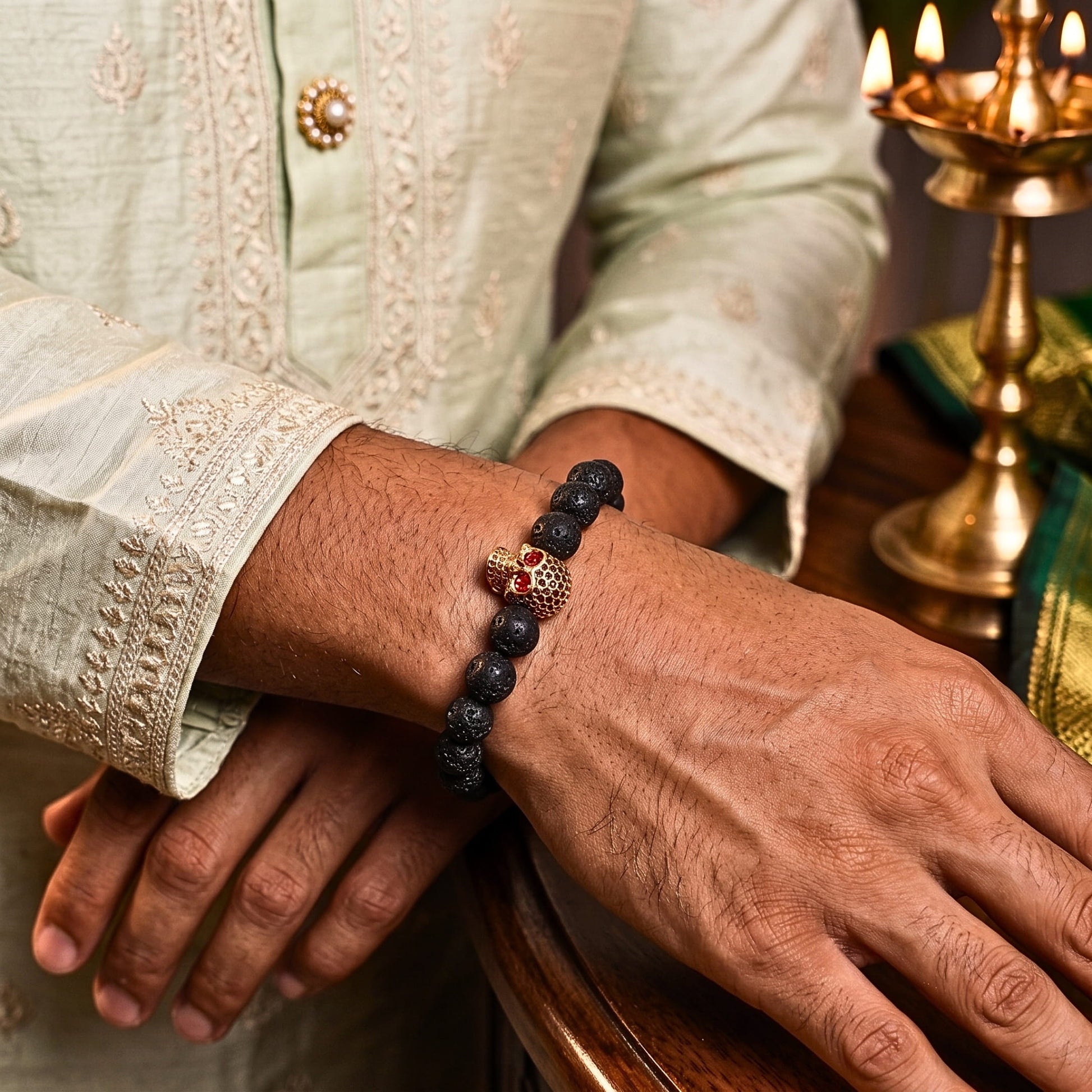 THE MEN THING Bead Bracelet The Perfect Rakhi Gift For Every Brother – INTERNO SKULL - Rose Gold Toned Skull - Premium Beads Bracelets With Timeless Style (7inch)
