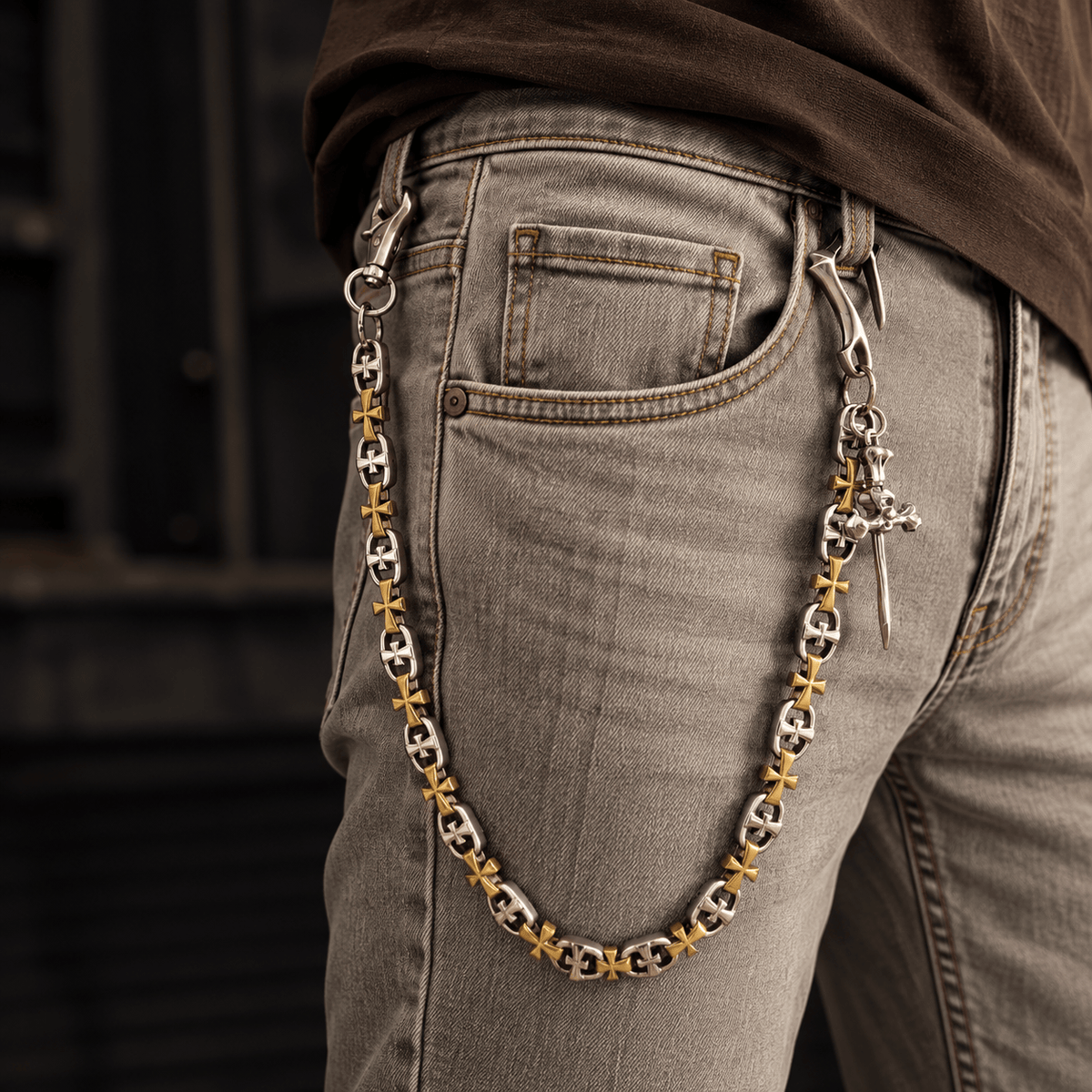 THE MEN THING Biker Fashion CRUCIX LINK - Antique Steel Pendant 13mm Titanium Steel Skull Heavy Biker Chain for Jeans with Lobster Clasps for Men & Boys - 20 inch