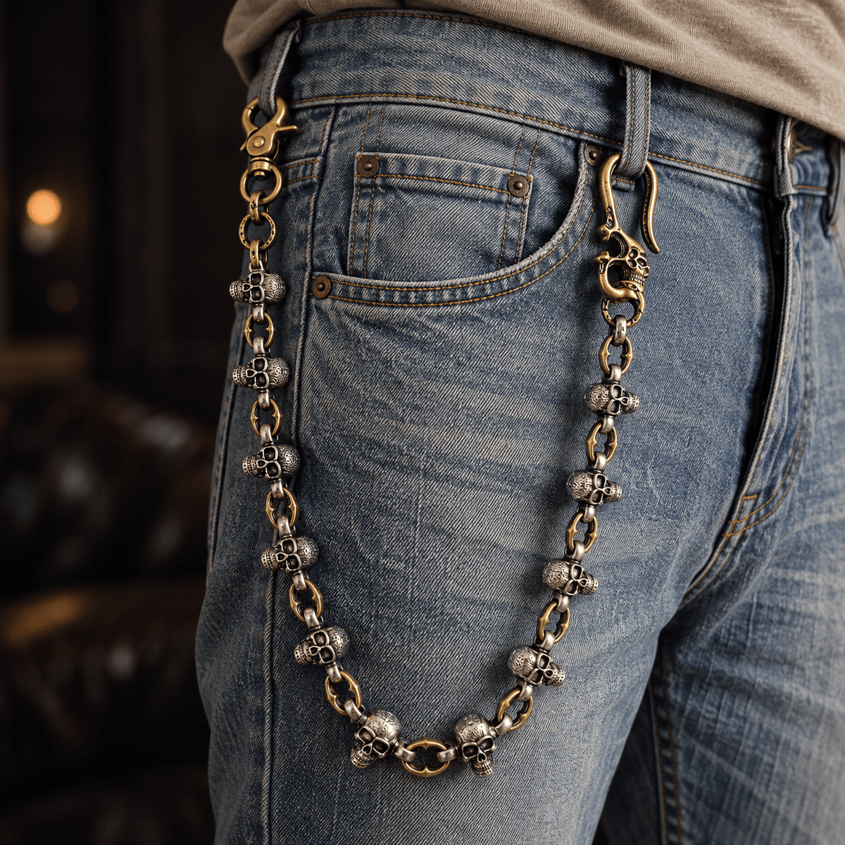 THE MEN THING Biker Fashion SKULL FORGE - Antique Steel Gold 14mm Titanium Steel Skull Heavy Biker Chain for Jeans with Lobster Clasps for Men & Boys - 20 inch