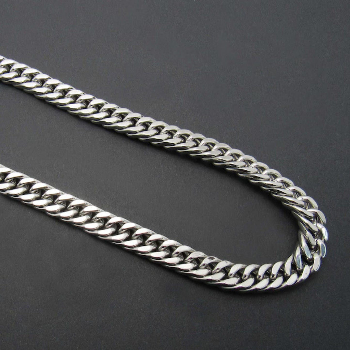 THE MEN THING Chain APEX CURB - 4mm Pure Stainless Steel Chain, 24inch for Men & Boys