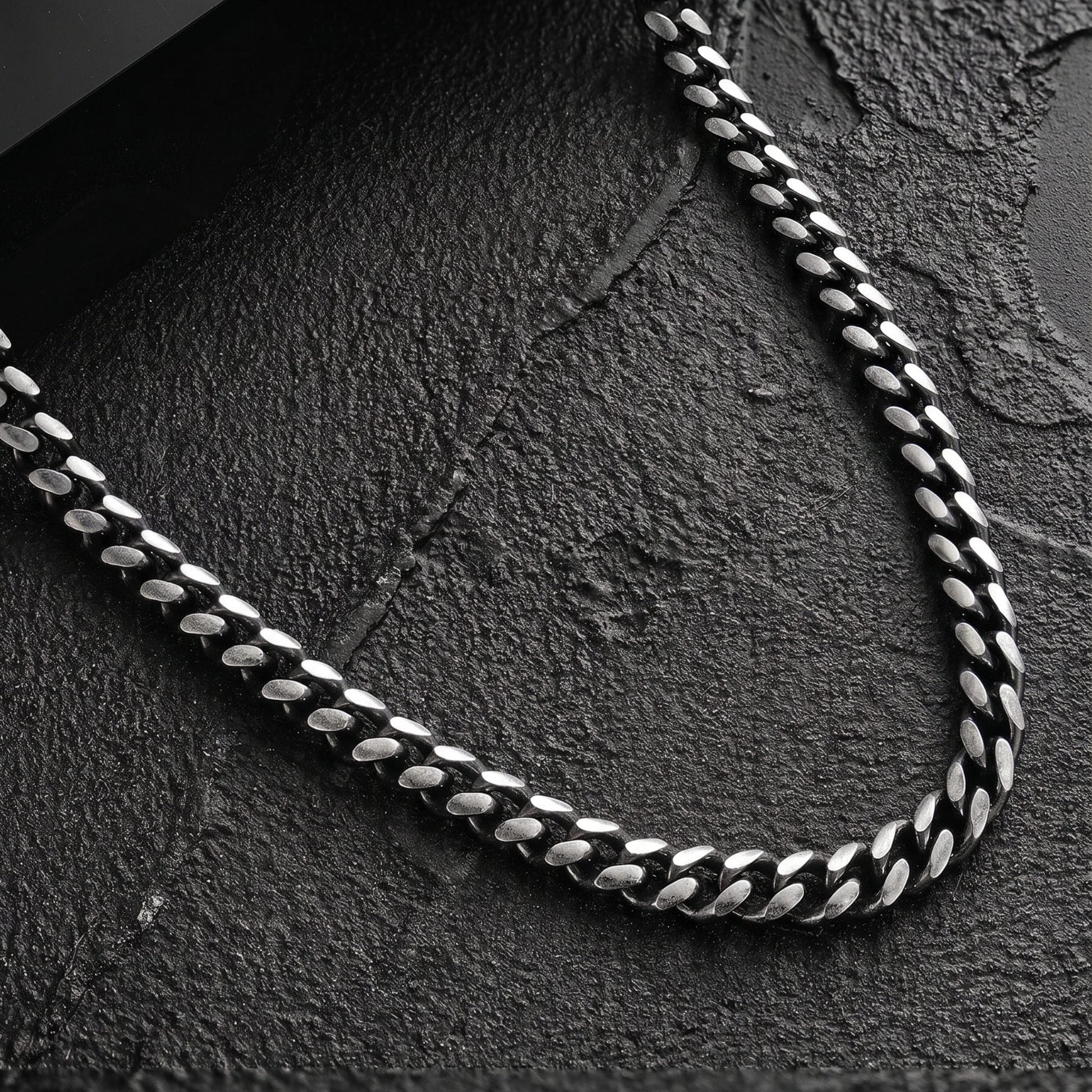 THE MEN THING Chain DARK CUBAN - 13mm Stainless Steel Chain with Push-Lock Box Clasp for Men & Boys (30inch)