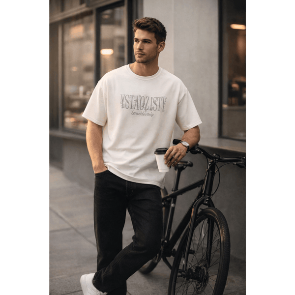 STILL FORM BOX TEE Oversized T-Shirt – Pure White