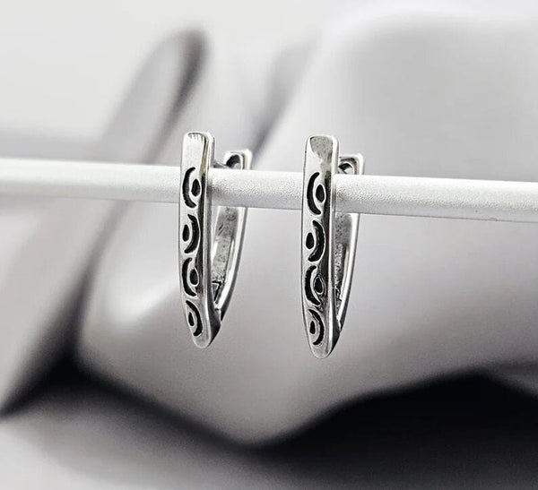 VOID ARC - 5mm Pure Titanium Steel Hoop Earrings for Men & Boys (2pcs)