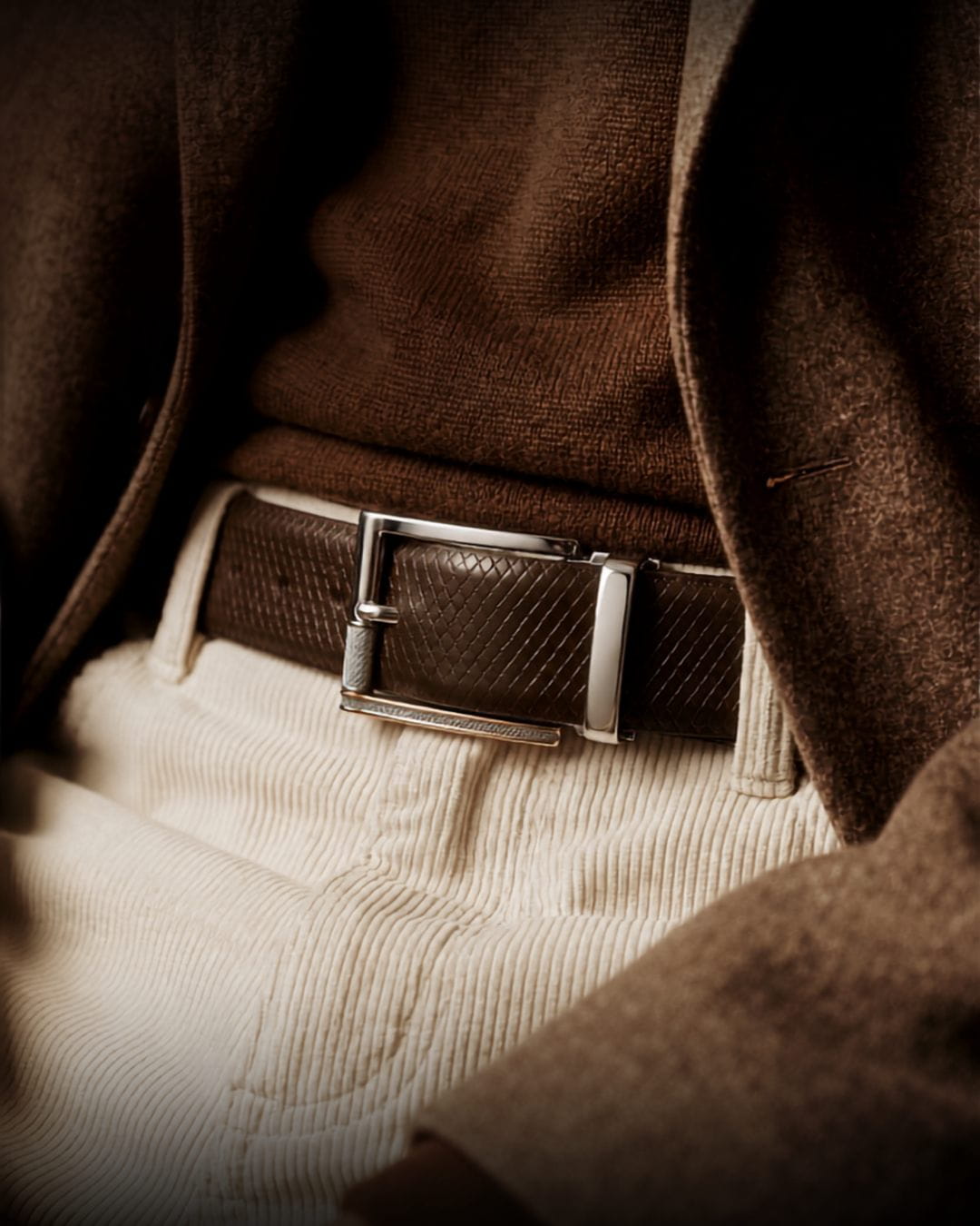 THE MEN THING Leather Belts Mens 100% Genuine Leather Belt - REXVA Saffiano Texture, DYNARO Mirror Chrome Pin Buckle (Brown & Black Reversible)