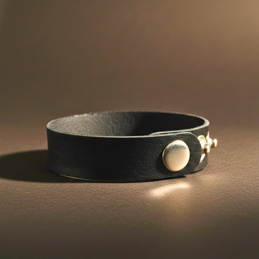 THE MEN THING Leather Bracelet BLAZEFIT BLACK STRAP - 18mm Genuine Leather Bracelet with Stainless Steel Stud button Closure for Men & Boys (6.6-7.1-7.6 inch)