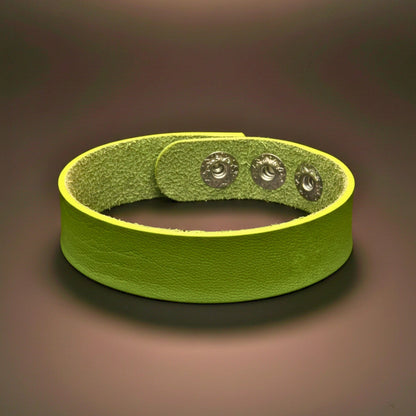 THE MEN THING Leather Bracelet BLAZEFIT GREEN STRAP - 18mm Genuine Leather Bracelet with Stainless Steel Stud button Closure for Men & Boys (6.6-7.1-7.6 inch)