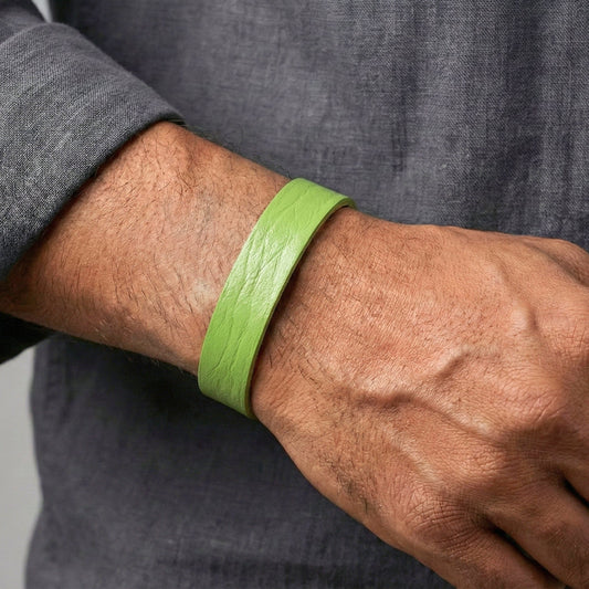 THE MEN THING Leather Bracelet BLAZEFIT GREEN STRAP - 18mm Genuine Leather Bracelet with Stainless Steel Stud button Closure for Men & Boys (6.6-7.1-7.6 inch)