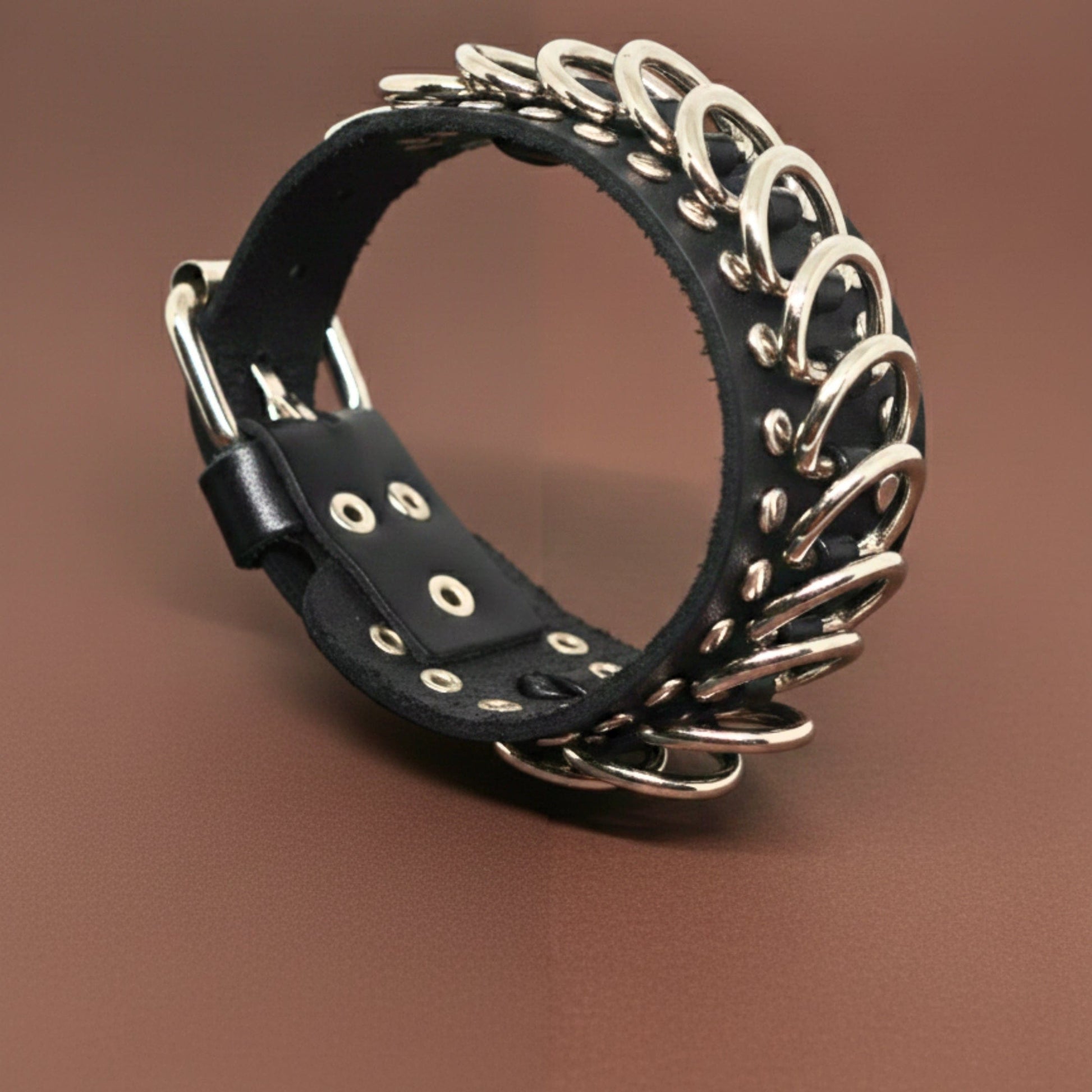 THE MEN THING Leather Bracelet EMBER LOOP - 38mm Genuine Leather Adjustable Bracelet for Men & Boys (9.5 inch)