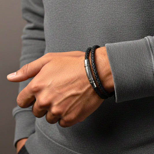 THE MEN THING Leather Bracelet IRONGRID CURVE - Black 16mm Genuine Leather Bracelet with Stainless Steel Magnetic Buckle for Men & Boys (8 inch)