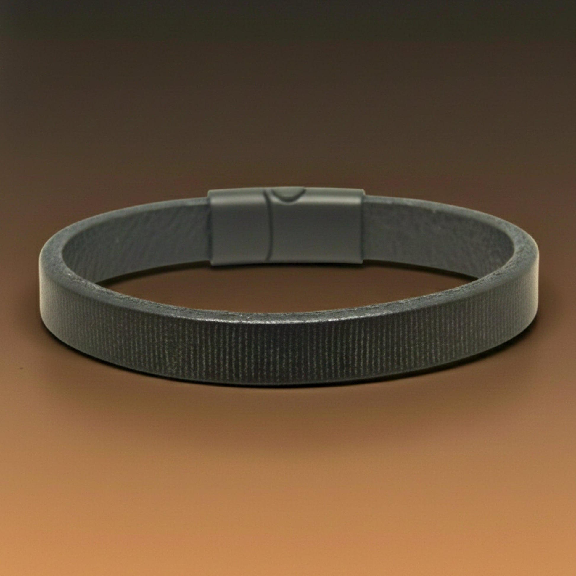 THE MEN THING Leather Bracelet NOIR STRAND - 10mm Genuine Leather Bracelet with Stainless Steel Magnetic Buckle for Men & Boys (8 inch)