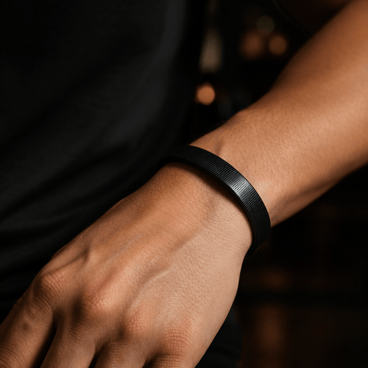 THE MEN THING Leather Bracelet NOIR STRAND - 10mm Genuine Leather Bracelet with Stainless Steel Magnetic Buckle for Men & Boys (8 inch)