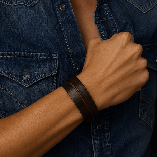 THE MEN THING Leather Bracelet OUTBACK BLACK - Genuine Leather Adjustable Cuff Bracelet with Stainless Steel Hook for Men & Boys