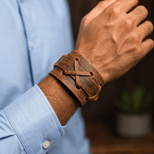 THE MEN THING Leather Bracelet OUTLAW RIDGE - 51mm Brown Genuine Leather Adjustable Bracelet for Men & Boys (10.2 inch)