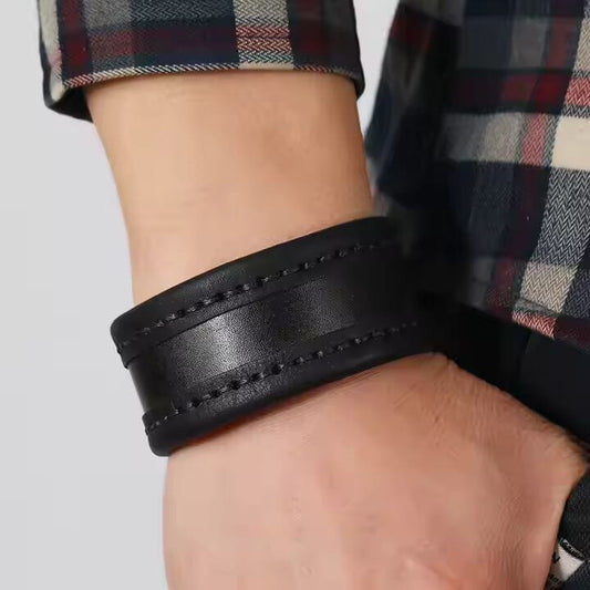 THE MEN THING Leather Bracelet OUTLAW WRAP BLACK - Genuine Braided Leather Bracelet Set for Men & Boys (8 inch)