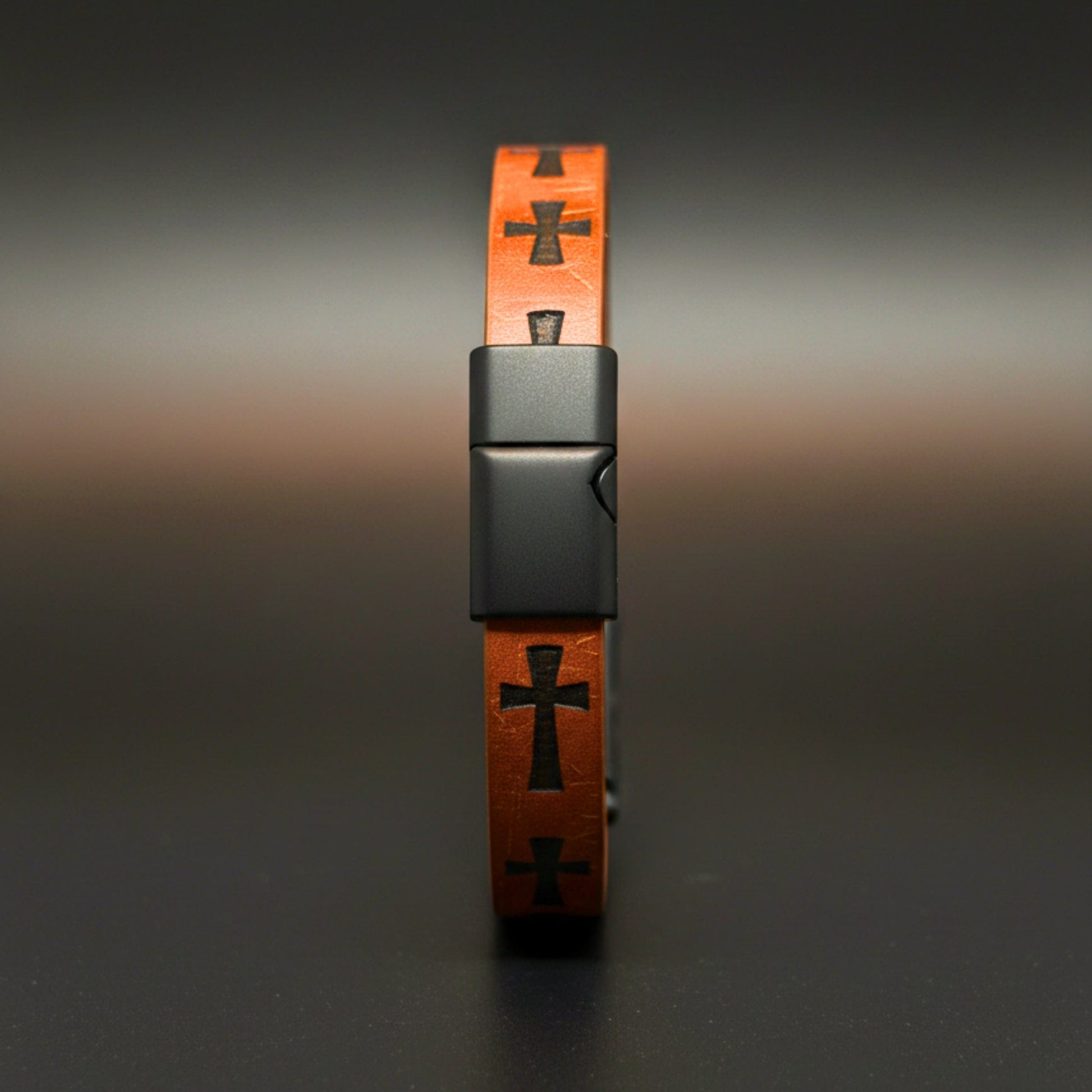 THE MEN THING Leather Bracelet ROGUE BROWN CROSS - 10mm Genuine Leather Bracelet with Stainless Steel Magnetic Buckle for Men & Boys (8.5 inch)