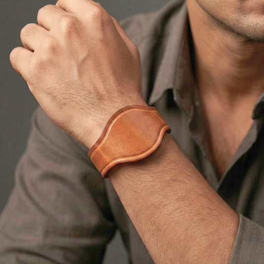 THE MEN THING Leather Bracelet TAVERNIX CUFF - 20mm Brown Genuine Leather Adjustable Bracelet for Men & Boys (9.5 inch)