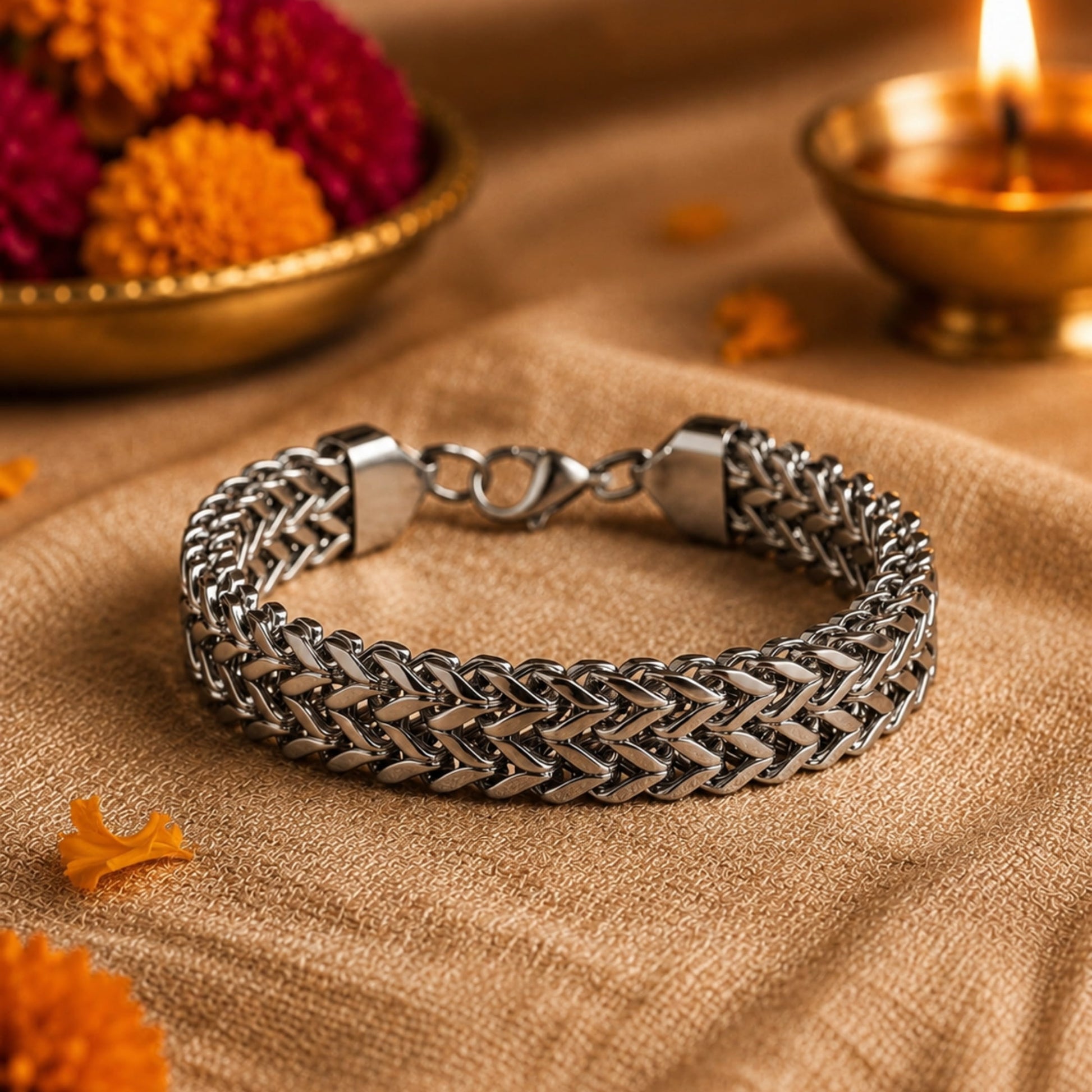 THE MEN THING Leather Bracelet The Perfect Rakhi Gift For Every Brother – Italian Mesh Claw Premium Leather Bracelets With Timeless Style (8 Inch)