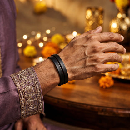 THE MEN THING Leather Bracelet The Perfect Rakhi Gift For Every Brother – Outback Black Premium Leather Bracelets With Timeless Style (Adjustable)