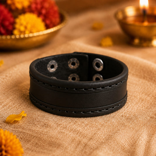 THE MEN THING Leather Bracelet The Perfect Rakhi Gift For Every Brother – OUTLAW WRAP BLACK - Premium Leather Bracelets With Timeless Style (8inch)